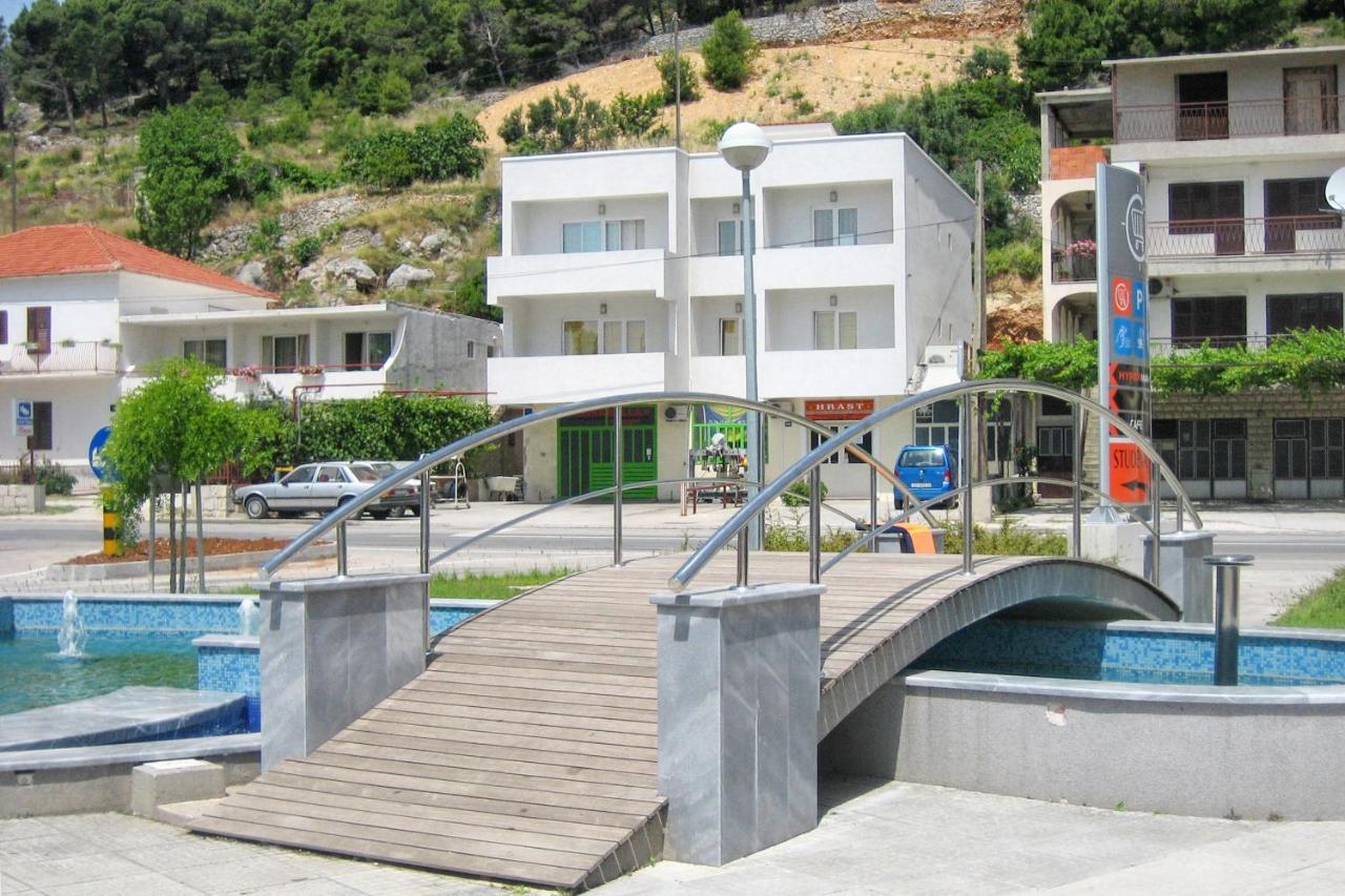 Studio Omis 4654A Exteriör bild